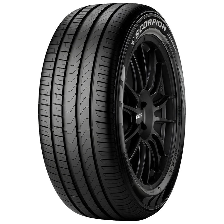 Pneu Pirelli Scorpion Verde 205/60R16 Aro 16 96H XL - PIRELLI - 116238 - Clube da Borracha