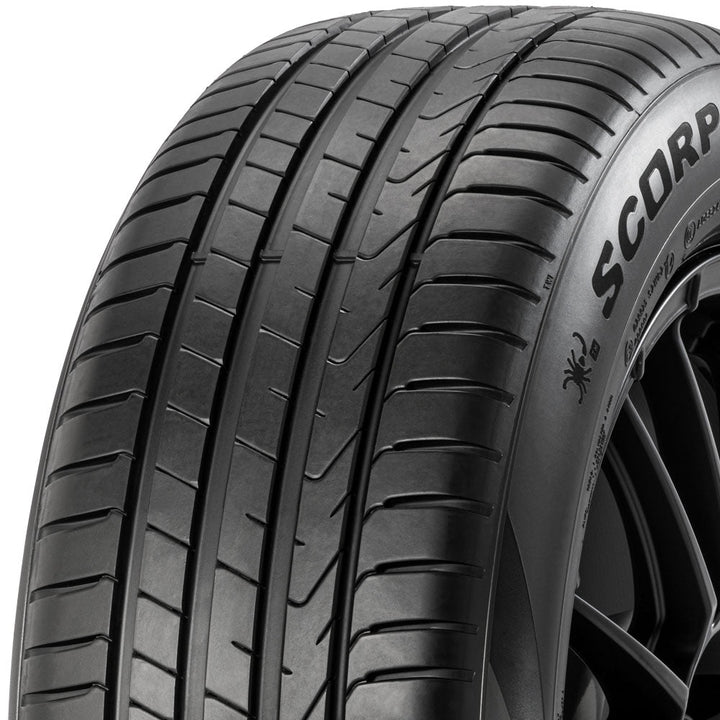 Pneu Pirelli Scorpion 225/60R18 Aro 18 104H XL - PIRELLI - 116289 - Clube da Borracha