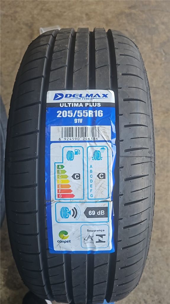 Pneu DelMax 205/55R16 Aro16 Ultima Plus 91V - DELMAX - 134082 - Clube da Borracha