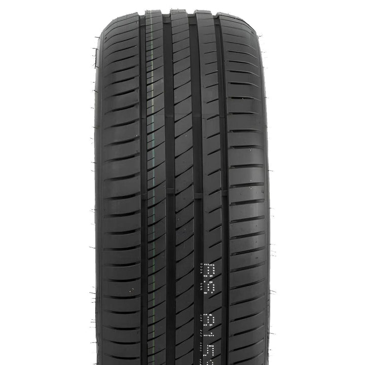 Pneu Delmax 215/55R17 Aro 17 Ultimapro UP1 98W XL - DELMAX - 138681 - Clube da Borracha