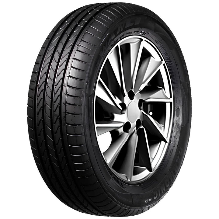 Pneu Wanli SP026 205/65R15 Aro 15 94V - WANLI - 72524 - Clube da Borracha
