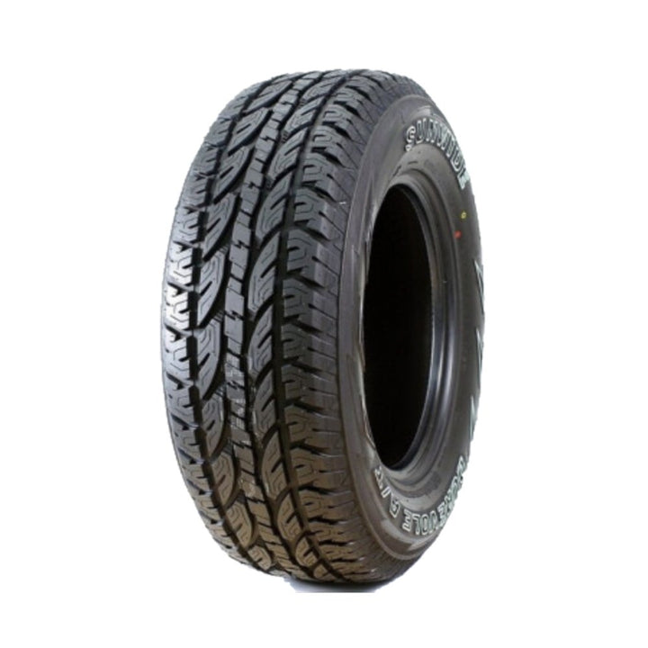 Pneu Invovic EL501 235/70R16 AT Aro 16 106T - INVOVIC - 99040 - Clube da Borracha